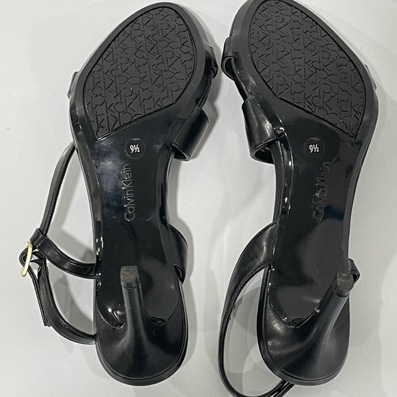 Calvin Klein Linnea Strap Heel Sandal size 9.5 - Picture 6 of 9